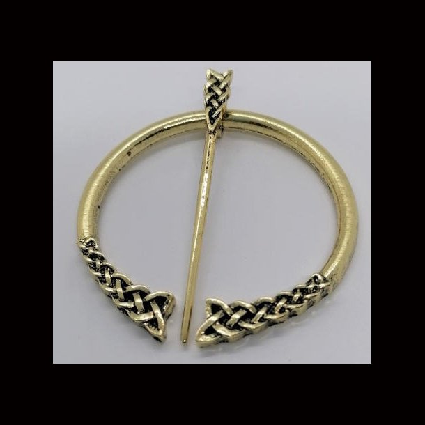 Celtic garment clasp