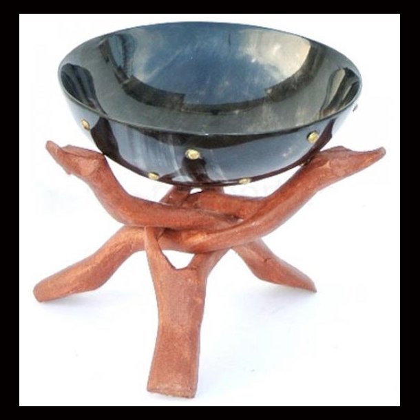 Horn Studded Bowl With Stand