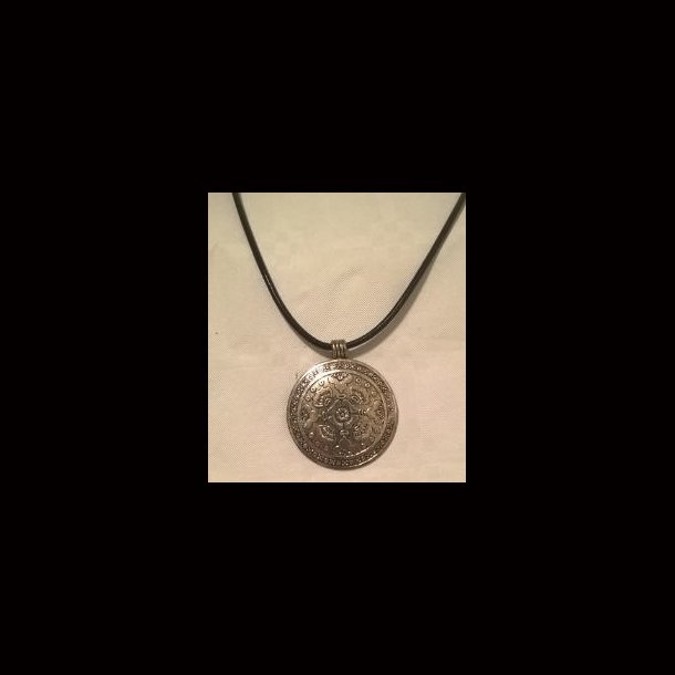 Islandic  Round Viking Emblem Pendant Necklace
