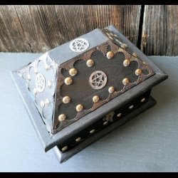 Salem Pentagram box in antique look