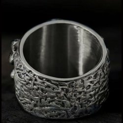 Skull and Crossbones Ring