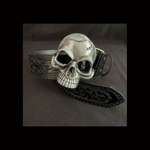 Stitched Skull Buckle Belt