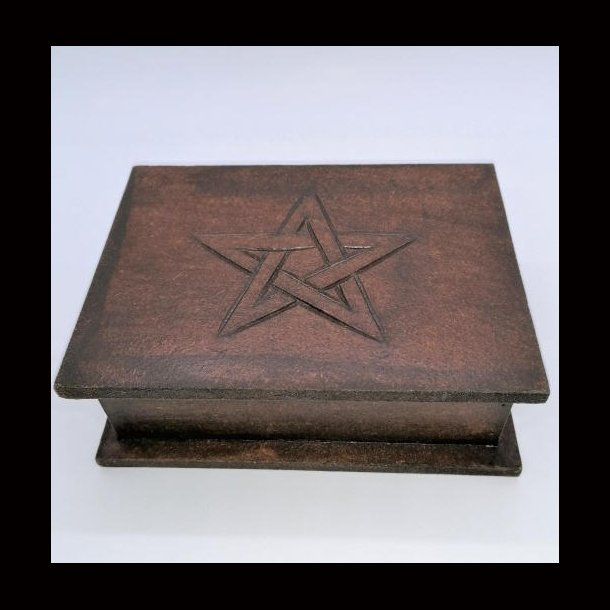 Tarot Box with Pentagram
