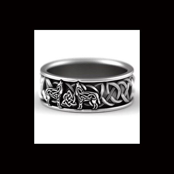 Viking Totem Wolf Ring 