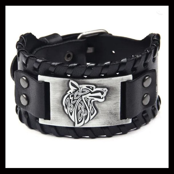 Viking Wolfs Head Bracelet 