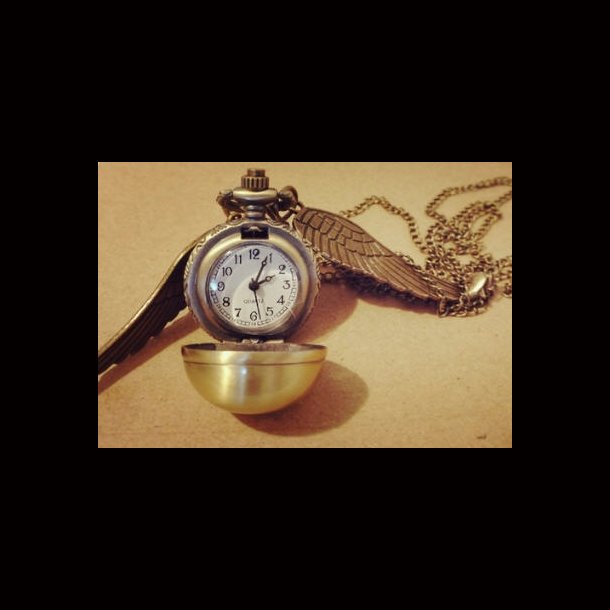 Snitch Pocket Watch With Wings